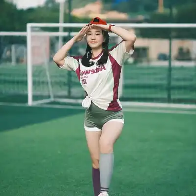 侯娜